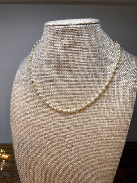 Choker Pearl Necklace (18k gf)