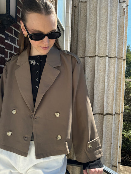 Cafe Cropped Trench