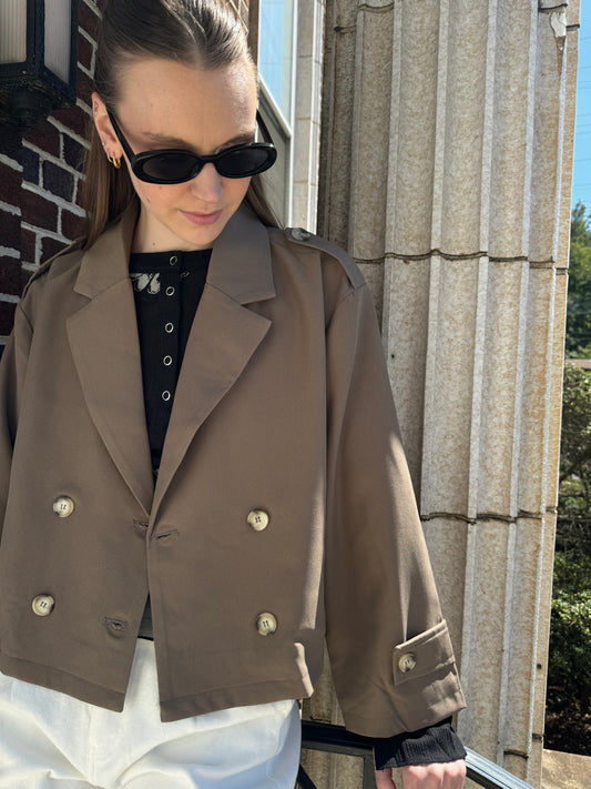 Cafe Cropped Trench