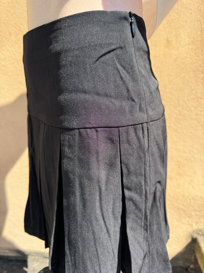 Yale Pleated Skirt