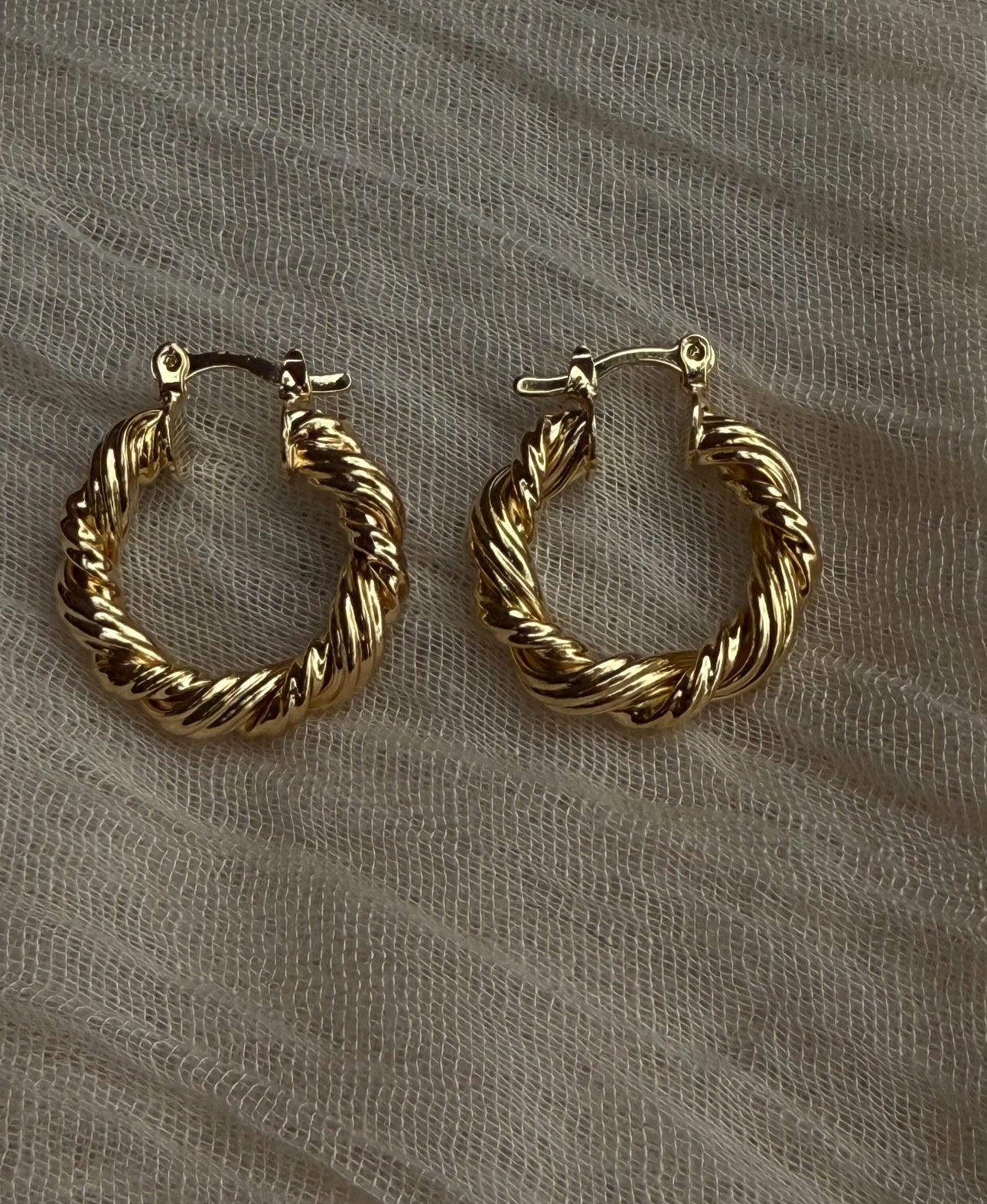 Gold Twist Hoop