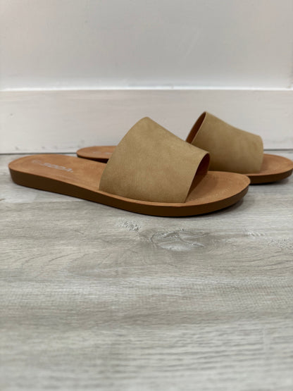 Efron Slide Sandals